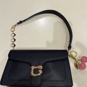 Elegant Black Leather Women's Bag